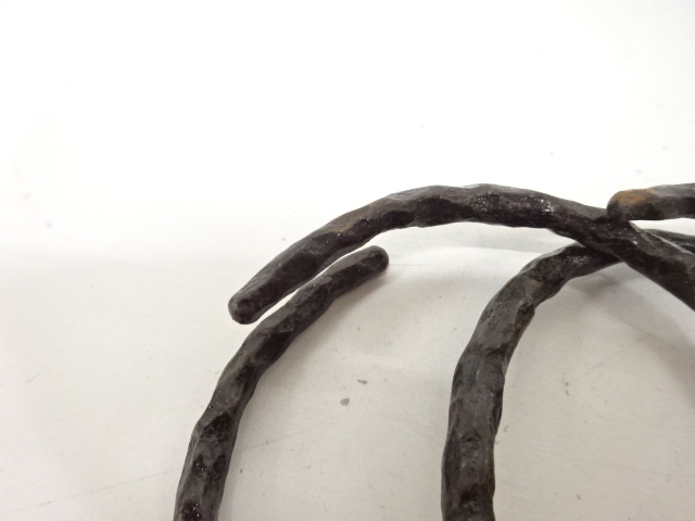  釜師　高木治良兵衛造　鉄石目　鐶